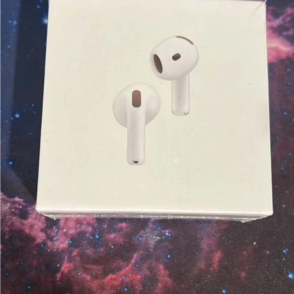 Apple AirPods with Active Noise Cancellation - White